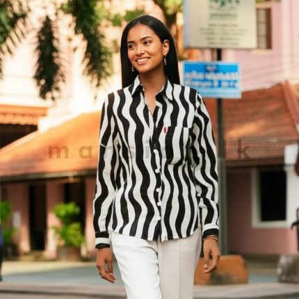 Wavy Printed Blouse - Black