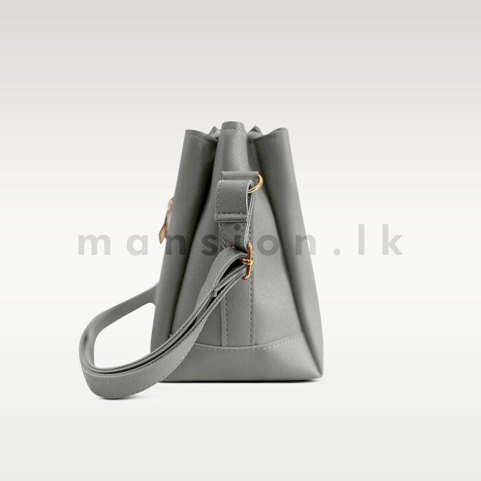 Plate Detail Simple Sidebag - Image 19