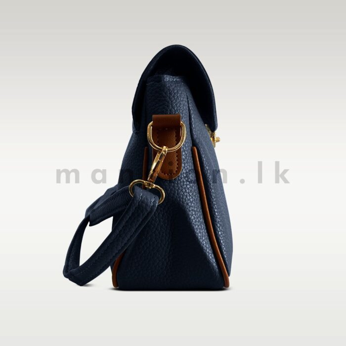 Twist Lock Texture HandBag - Image 10