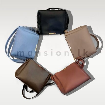 Plate Detail Simple Sidebag
