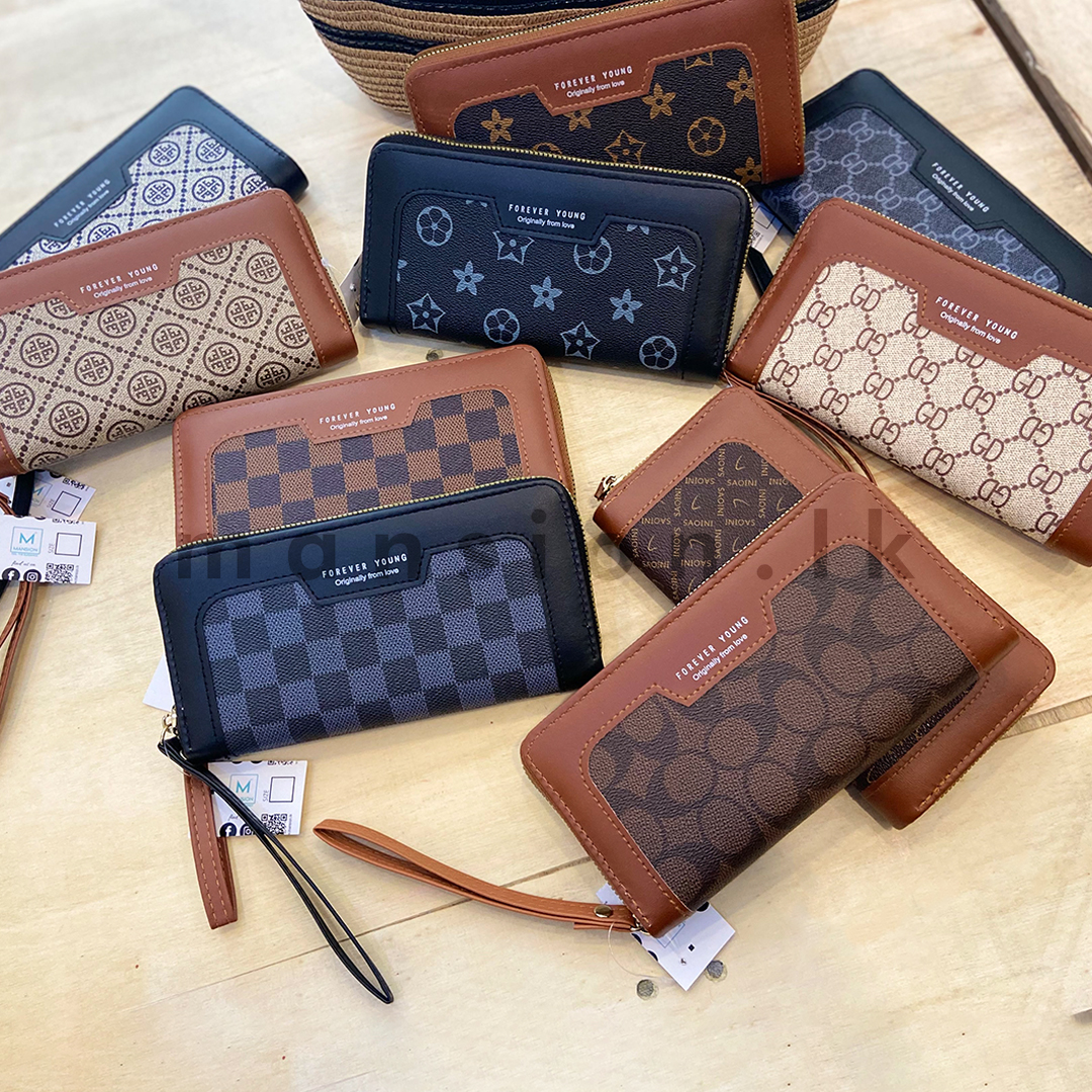 L Purse 3 All in one web Signature Wristlet Wallet - Image 1