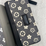 Allover Floral Dual Zip Ladies Purse - Image 7